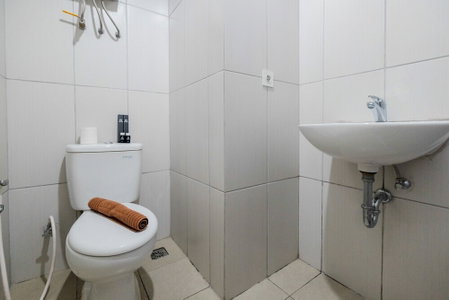 Comfy and Modern 2BR Grand Kamala Lagoon Apartment, Bekasi, Indonesia