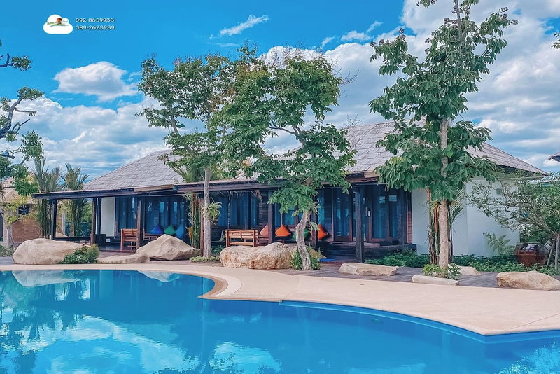 Buffalo Island Resort, Hang Dong, Thailand