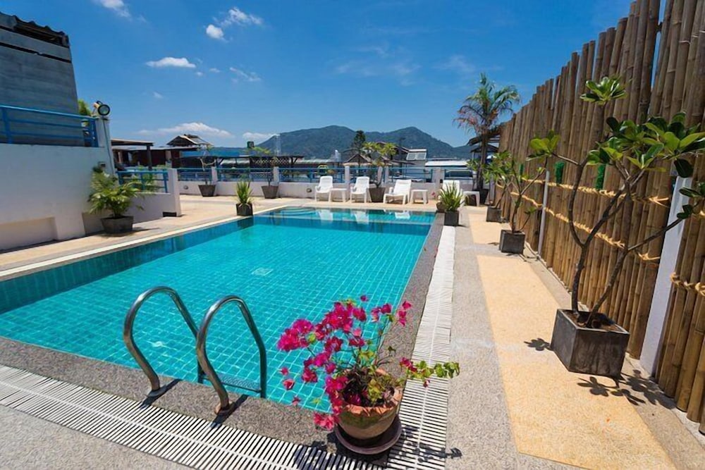 Hotel · Star House Patong, Patong