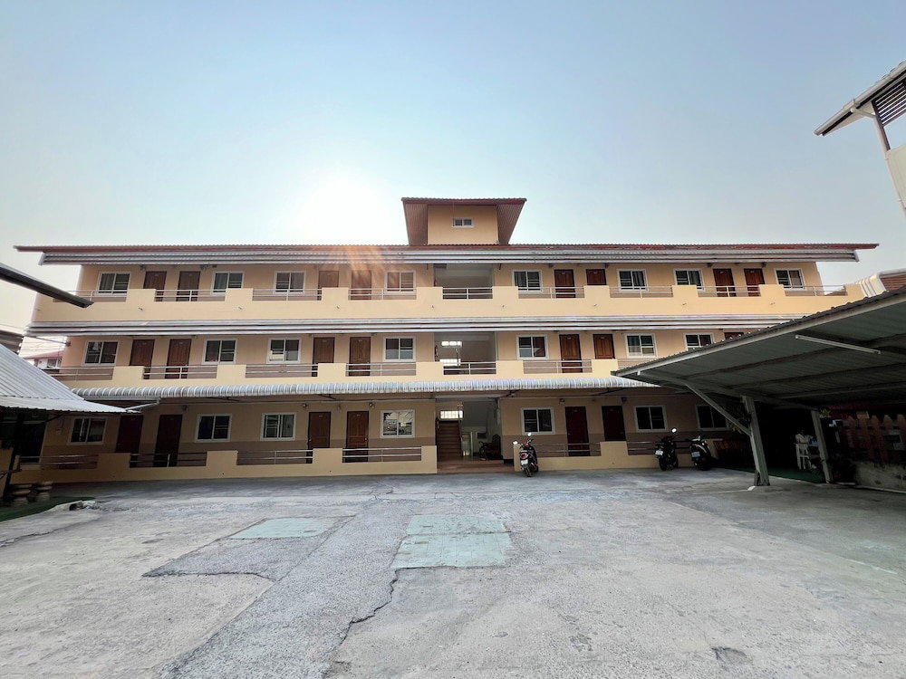 Hotel · Jamjuree Place, Khon Kaen