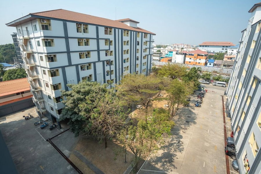 One Residence Navanakorn, Khlong Luang, Thailand
