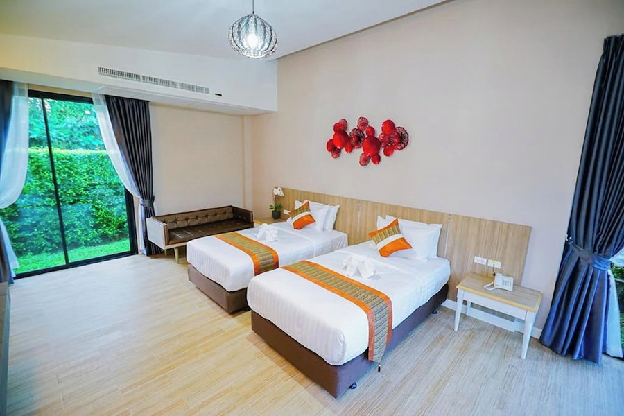 Chatnipa Beach Resort, Rayong, Thailand