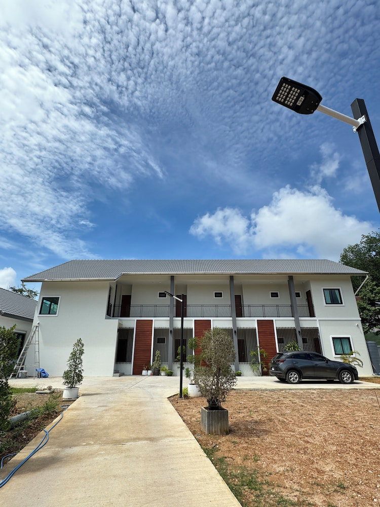 Lela Home, Thailand