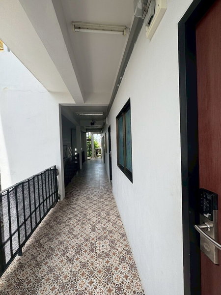 Sukhum Suvarnabhumi Airport Guest House, Bangkok, Thailand