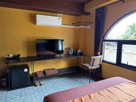 Phoenix Room, Chumphon, Thailand