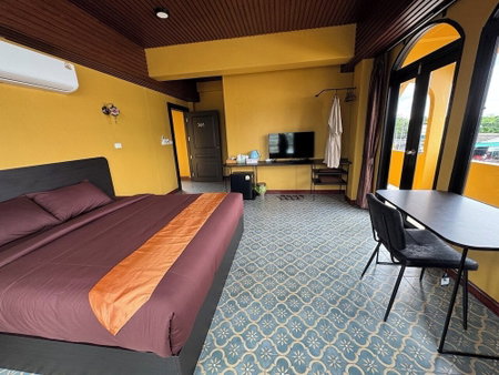 Phoenix Room, Chumphon, Thailand