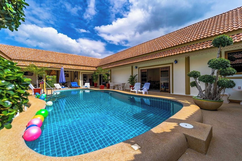 Siam Court Hotel And Resort, Sattahip, Thailand