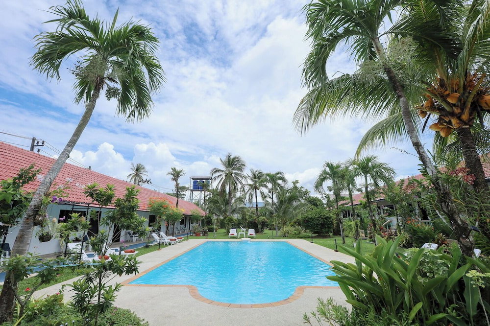 The Gold-Digger's Resort, Thailand