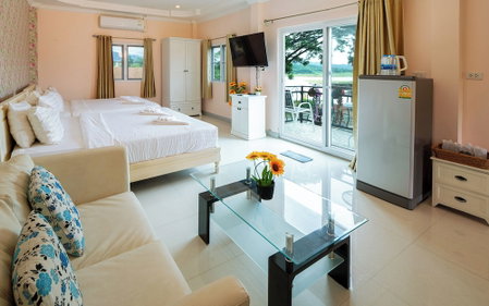 Samprasob Resort, Sangkhla Buri, Thailand