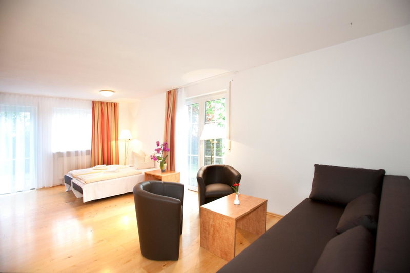Hotelpension zum Gockl, Allershausen, Germany