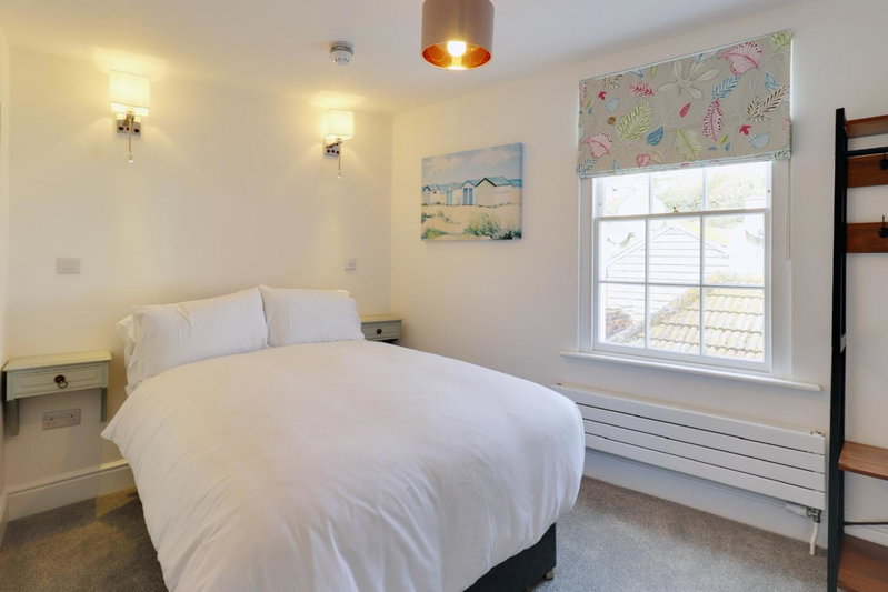 master accommodation suite 5, Hastings, United Kingdom
