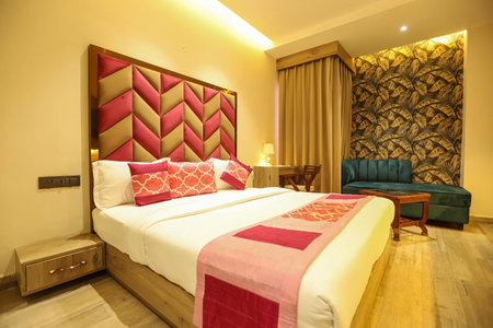 Hotel Golden Lotus, Amritsar, India