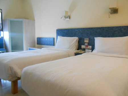 Lemon Tree Hotel Chinchwad Pune, Paud, India