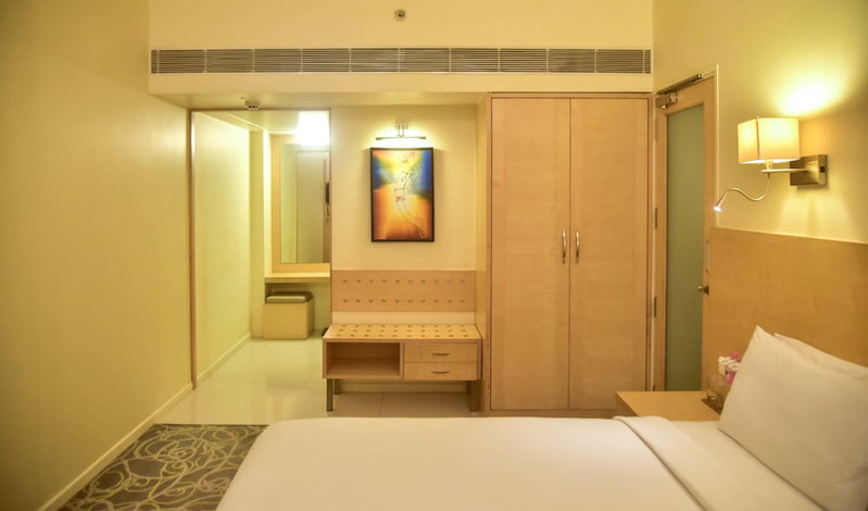 Lemon Tree Hotel Chinchwad Pune, Paud, India