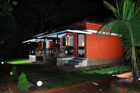 Red Roof Farmhouse, Chiplun, India