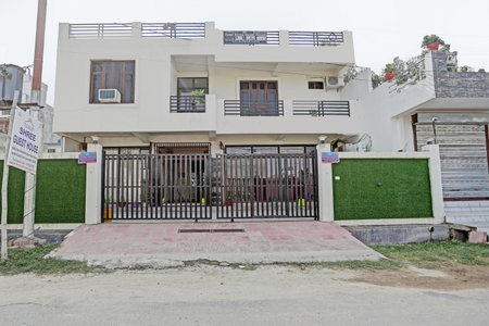 Shree Hotel, Lucknow, India