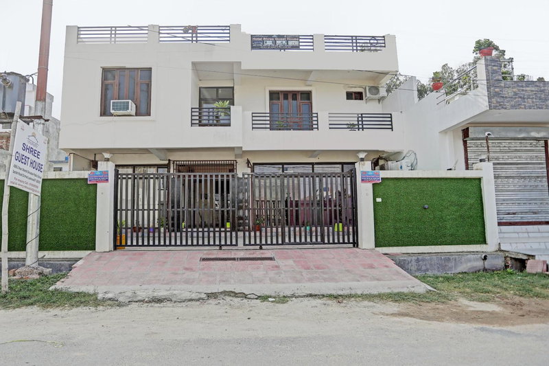 Shree Hotel, Lucknow, India