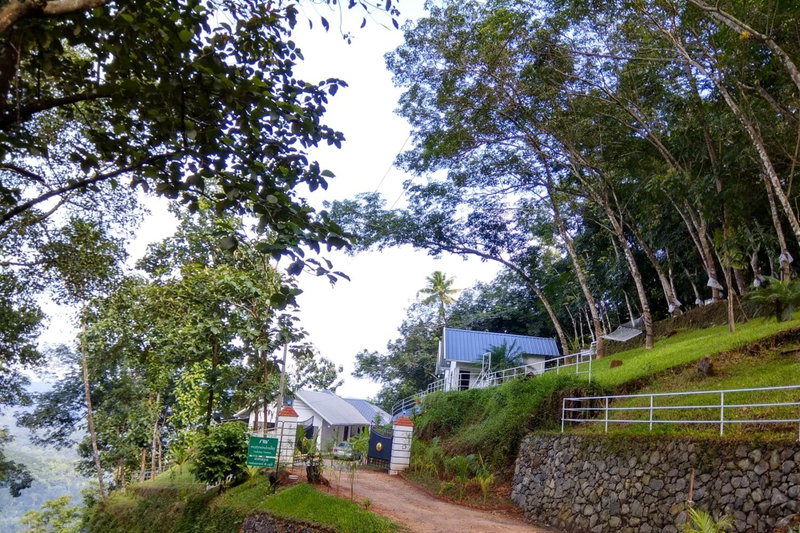 Mistywindvalley, Kudayattūr, India