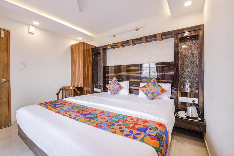 Hotel SG5 Inn Suites, Yelahanka, India