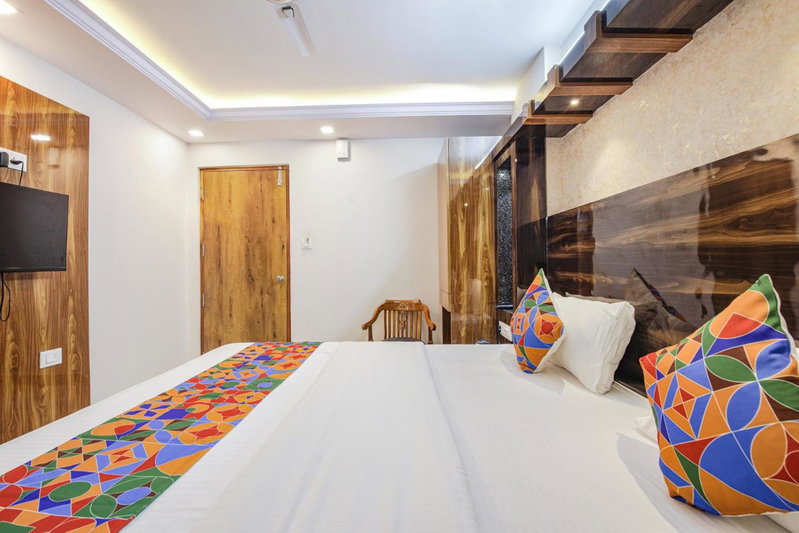 Hotel SG5 Inn Suites, Yelahanka, India
