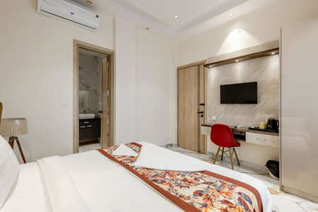Lime Tree B&B Pari Chowk, Greater Noida, India