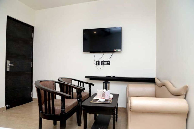 Hotel Vinayak Lifestyle Hotels, Lucknow, India