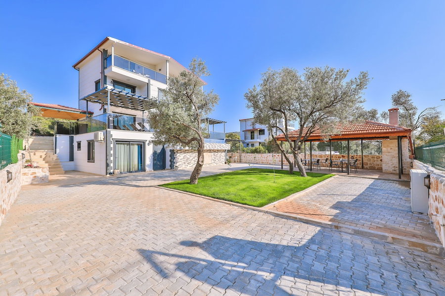 Villa Kas Bohem - Sleeps 12 - Close to Town and Beach, Kas, Turkey