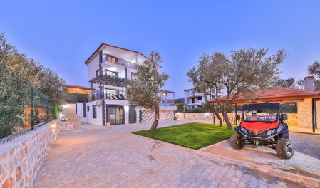 Villa Kas Bohem - Sleeps 12 - Close to Town and Beach, Kas, Turkey