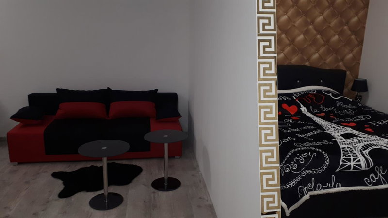 Apartament centrum Sienkiewicza WIEŻA EIFFLA PROMENADA -KLIMATYZACJA-, Kielce, Poland
