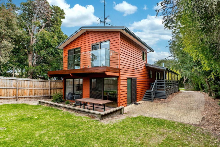 Wavelength Free Wifi and Pet Friendly outside only, Inverloch, Australia