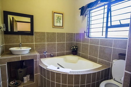 Afri-Lala Bed & Breakfast, Mount Edgecombe, South Africa