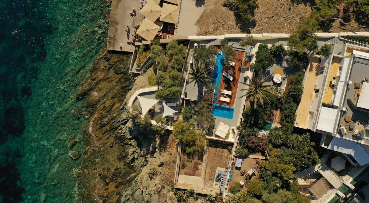 Pafsilipon Suites, Greece