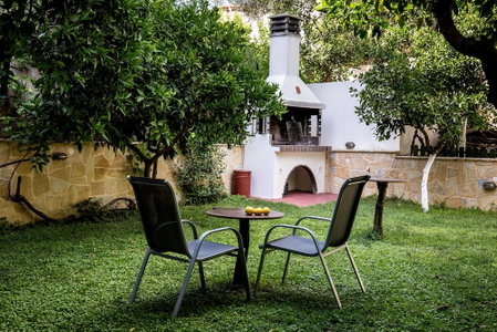 Oasis Apartments, Nafplio, Greece
