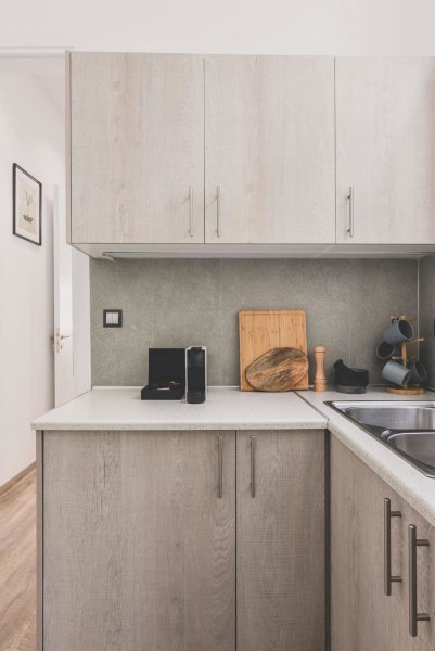 Neoclassical Apartment near Acropolis - LivingStone Crystal, Athens, Greece