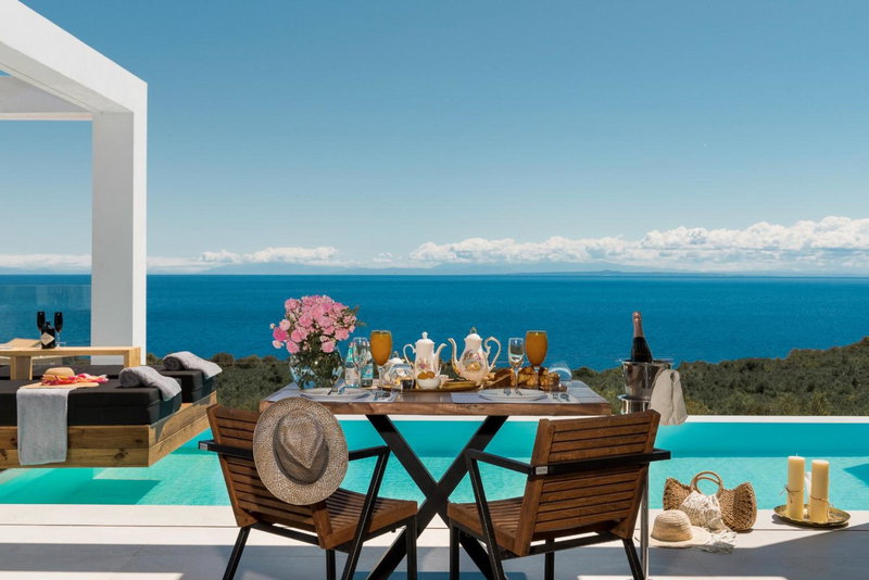 Horizon Luxury Suite, Agios Nikolaos, Greece