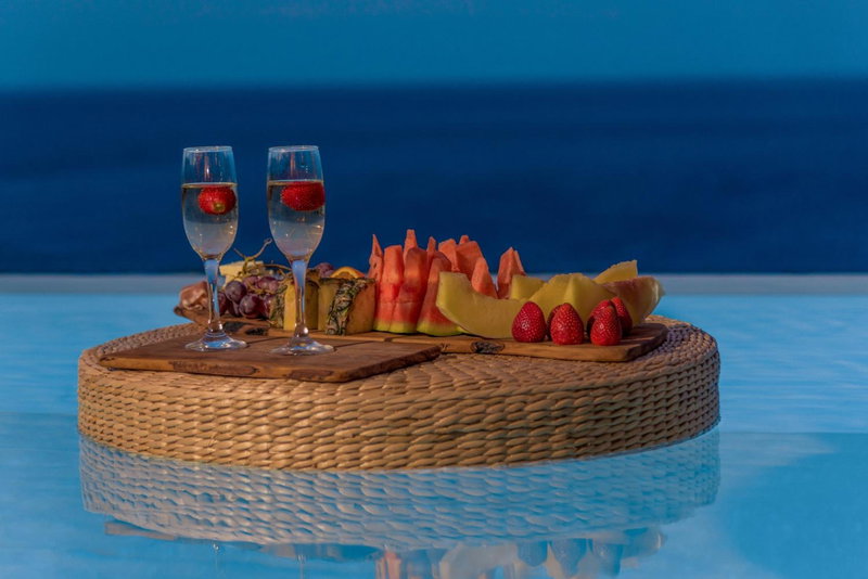 Horizon Luxury Suite, Agios Nikolaos, Greece