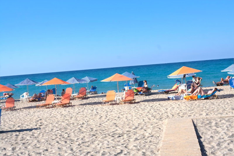 Trefon Hotel Apartments and Family Suites, Platanes, Greece