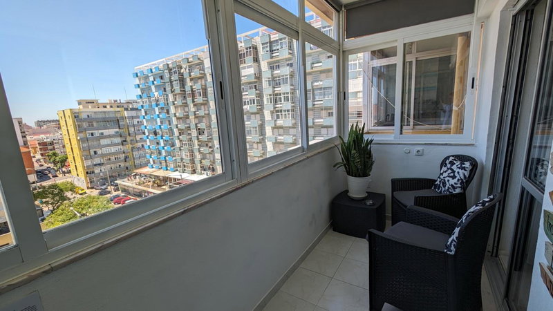 2 Room Condo - 5 mins from Costa da Caparica Beach & Bars, Costa da Caparica, Portugal