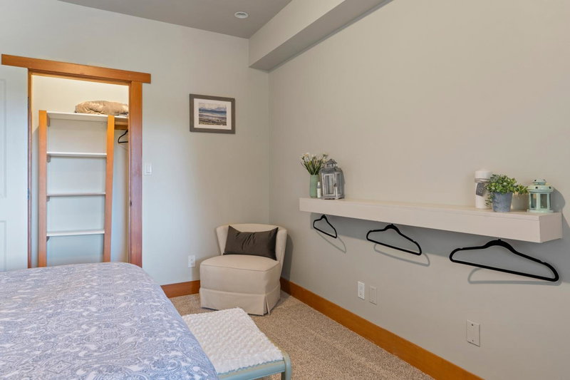 Shawnigan Hills Guest Suite, Shawnigan Lake, Canada