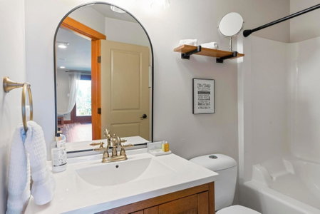 Shawnigan Hills Guest Suite, Shawnigan Lake, Canada