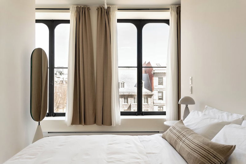Maison Place Jacques-Cartier by Luxury In Transit, Montreal, Canada