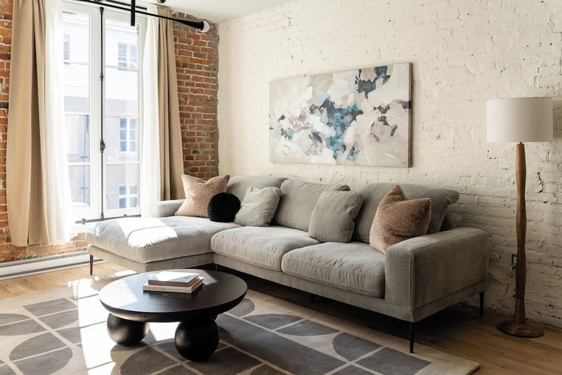 Maison Place Jacques-Cartier by Luxury In Transit, Montreal, Canada