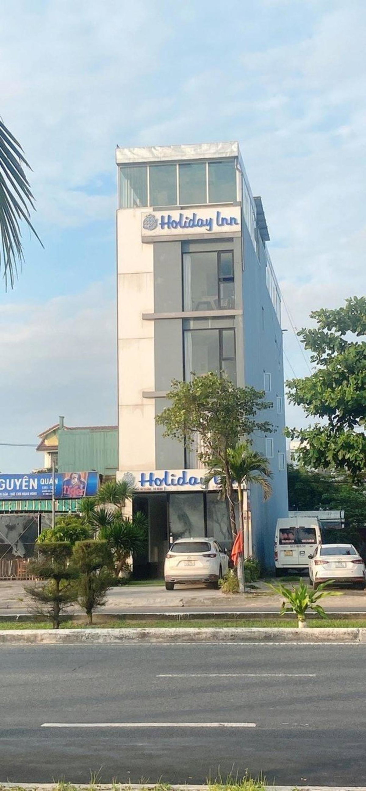 Holiday Inn Hotel, Vietnam