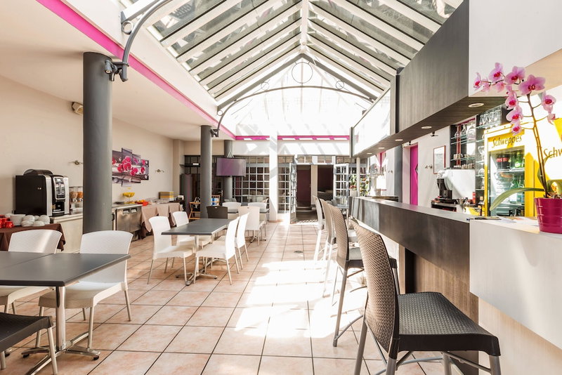 Logis Hotel les Cimes, Argeles Gazost, France