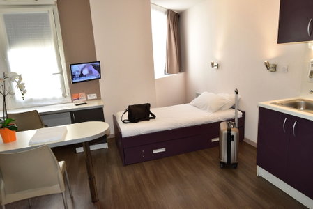 Montempô Apparthôtel Lyon Sud, Venissieux, France
