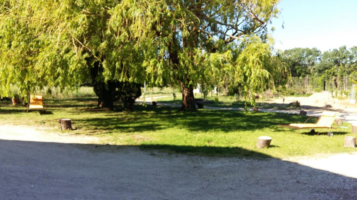 Es Aqui, France