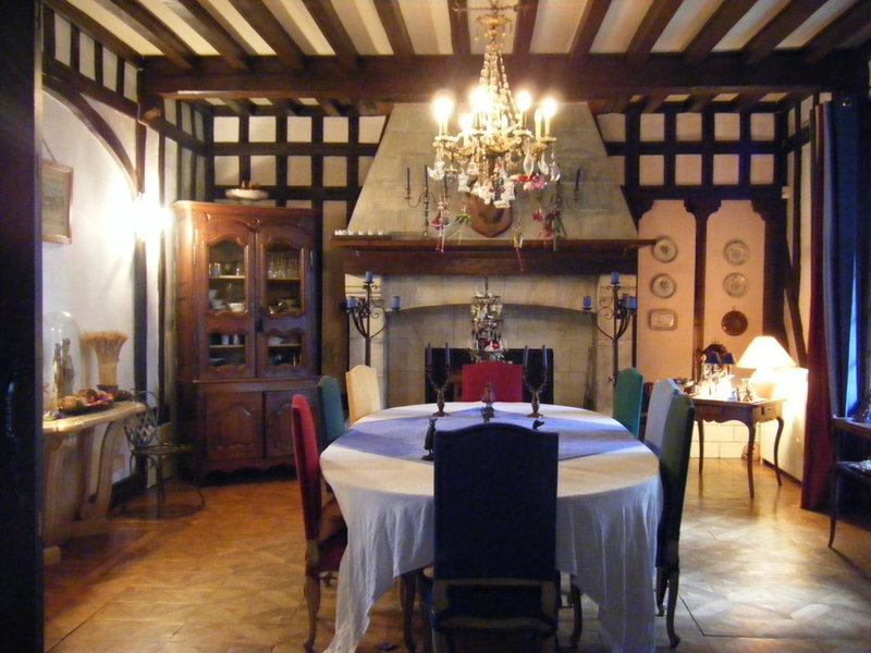 Le Prieuré Boutefol, Surville, France