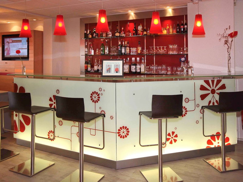 ibis Clermont Ferrand Sud Carrefour Herbet, Clermont-Ferrand, France