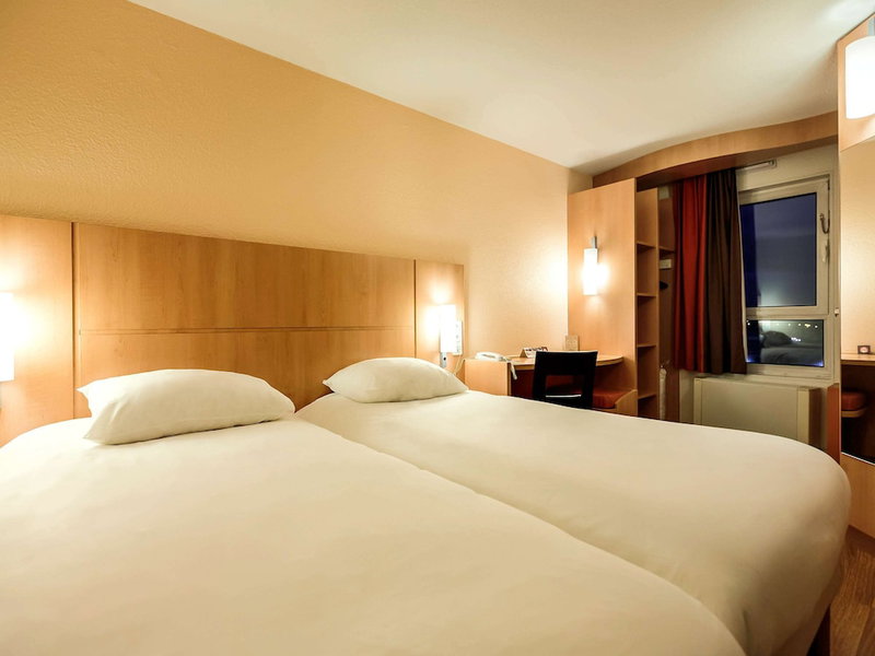 ibis Clermont Ferrand Sud Carrefour Herbet, Clermont-Ferrand, France