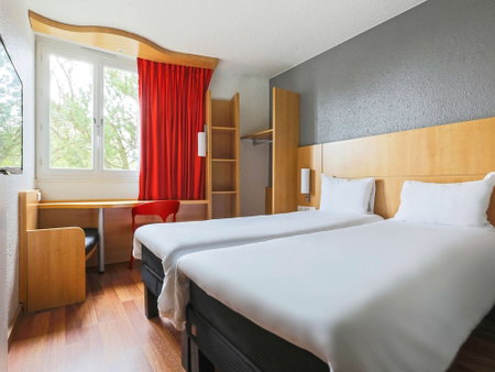 Ibis Chalons En Champagne, Chalons-en-Champagne, France